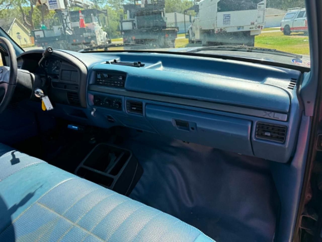 1994 Ford F-250 HD XL SuperCab 4WD photo 6
