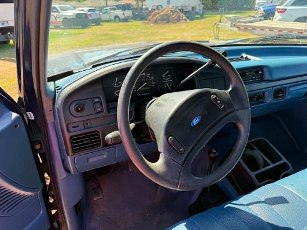 1994 Ford F-250 HD XL SuperCab 4WD photo 7
