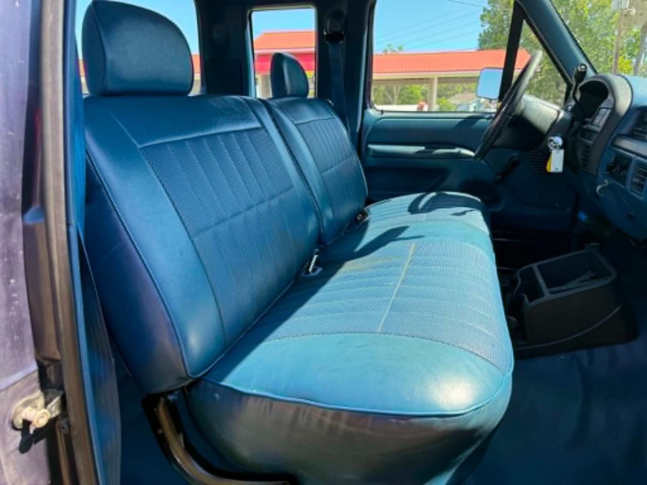 1994 Ford F-250 HD XL SuperCab 4WD photo 8