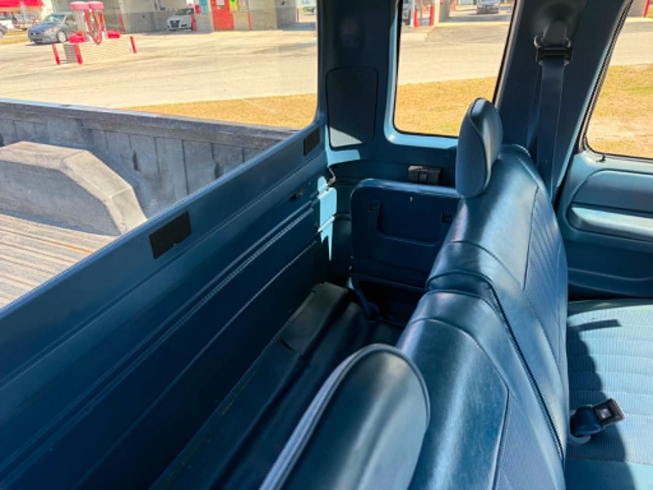 1994 Ford F-250 HD XL SuperCab 4WD photo 11