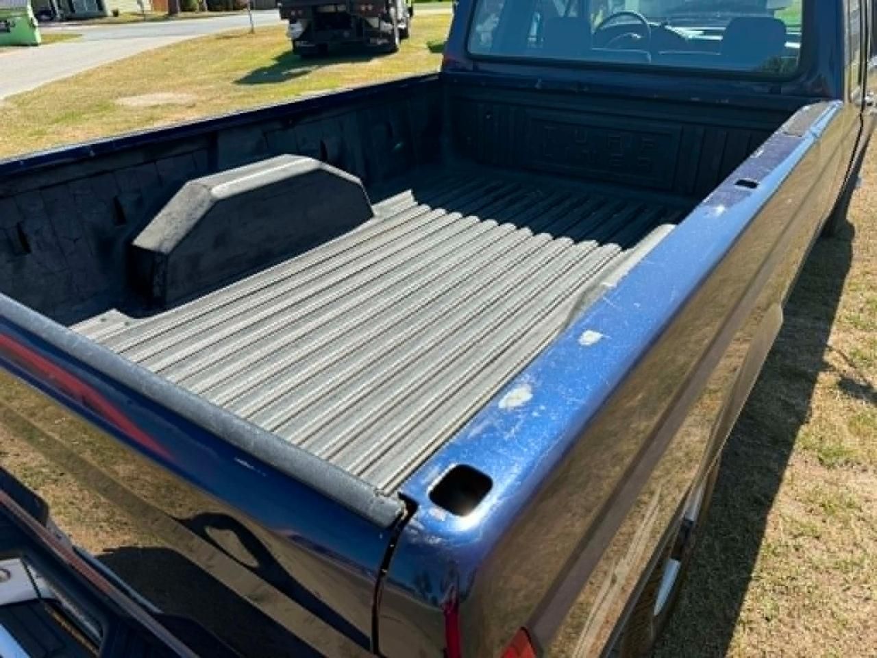 1994 Ford F-250 HD XL SuperCab 4WD photo 17