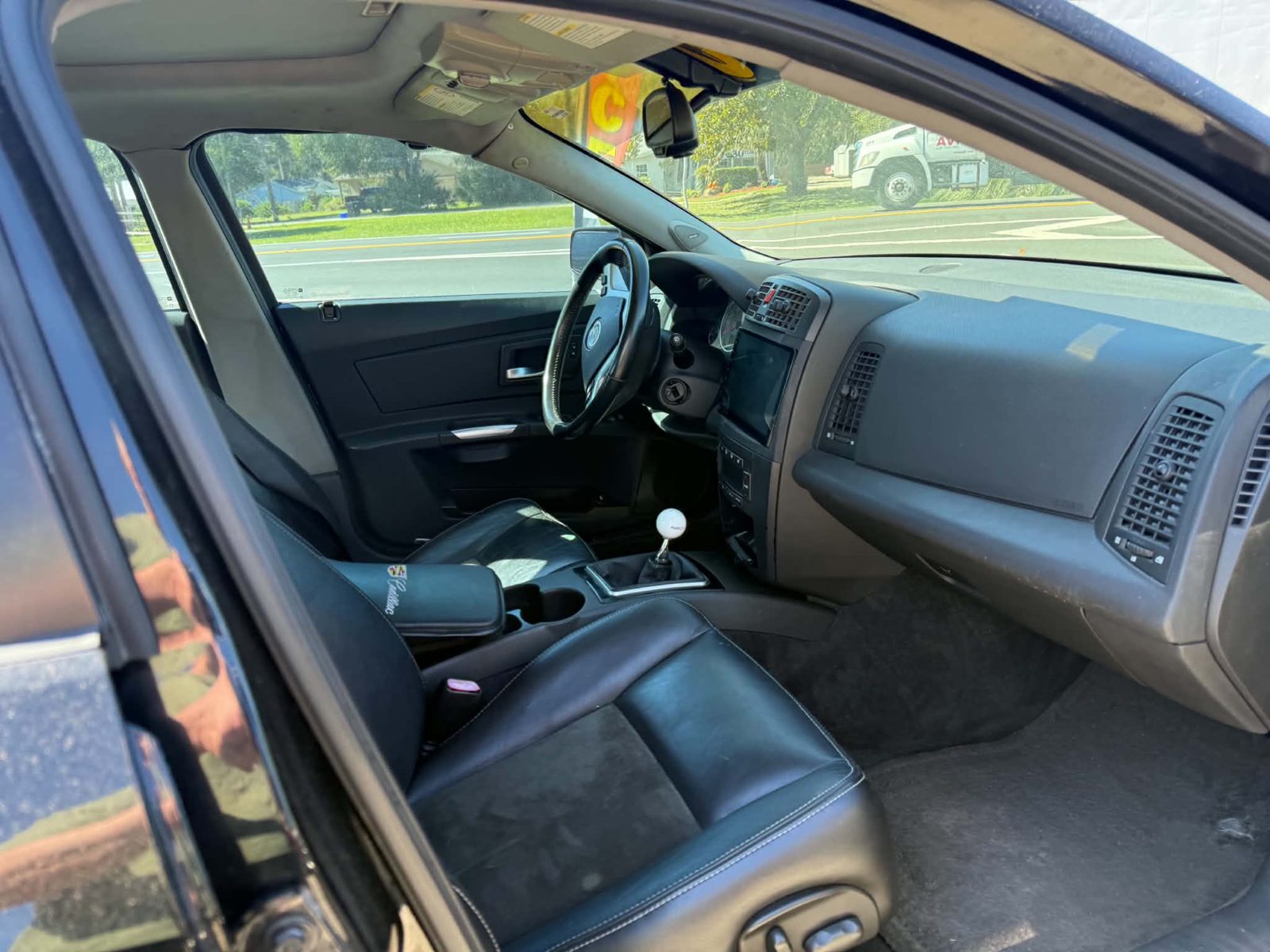 2004 Cadillac CTS V photo 10