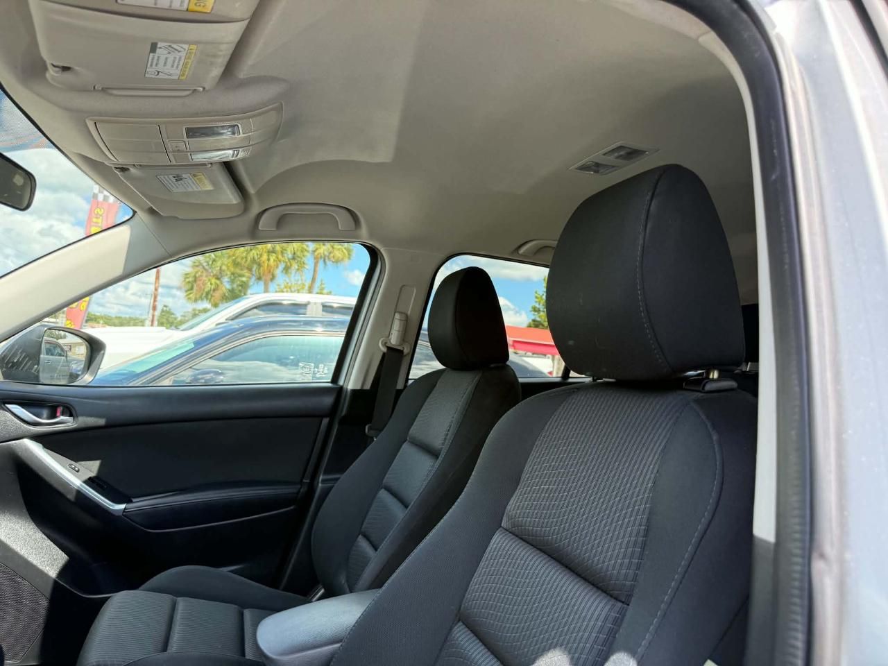 2014 Mazda CX-5 Touring photo 5