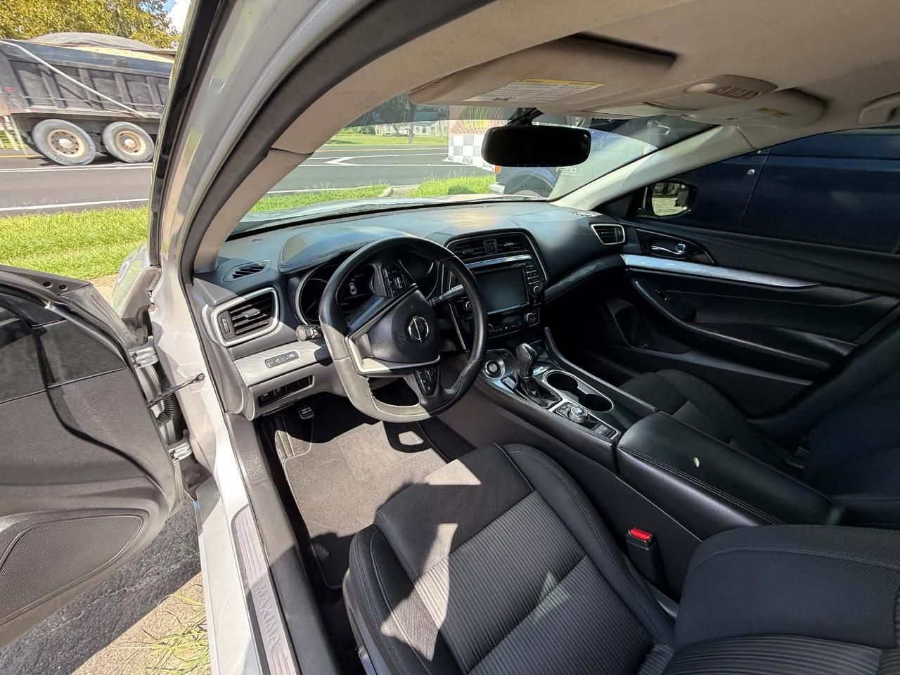 2018 Nissan Maxima 3.5 S photo 16