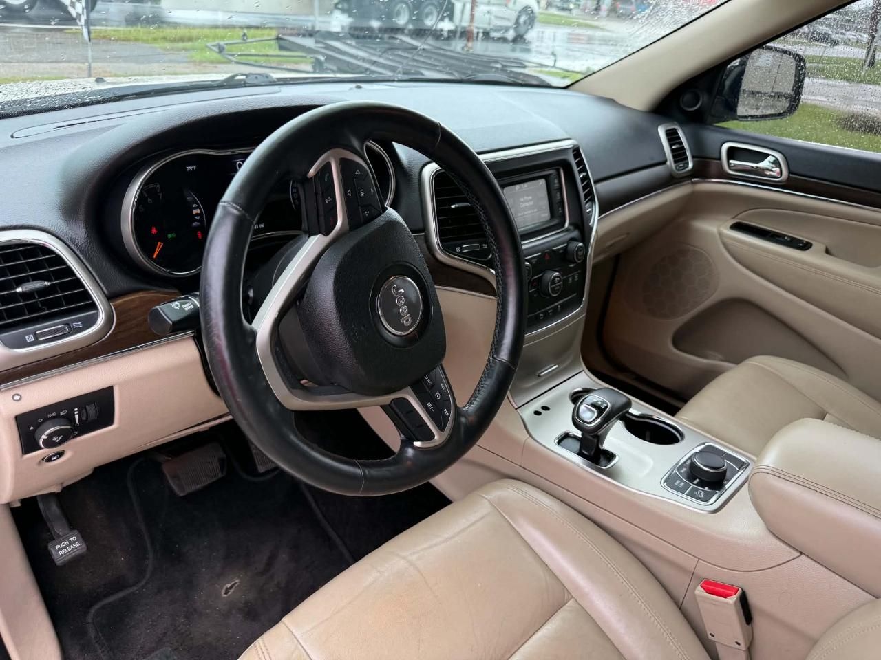 2015 Jeep Grand Cherokee Limited 4WD photo 8
