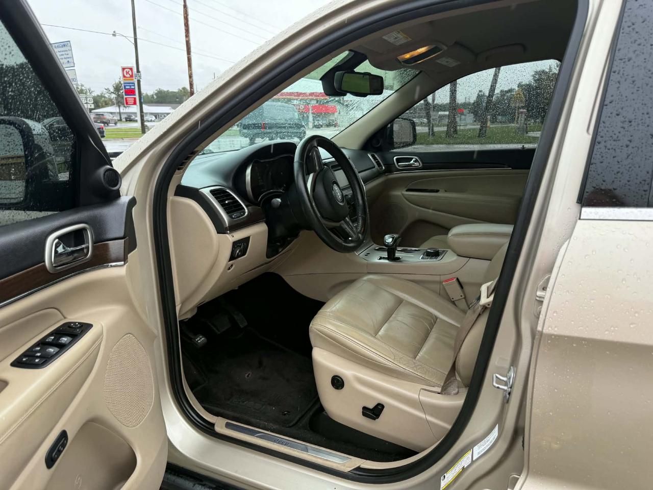 2015 Jeep Grand Cherokee Limited 4WD photo 9