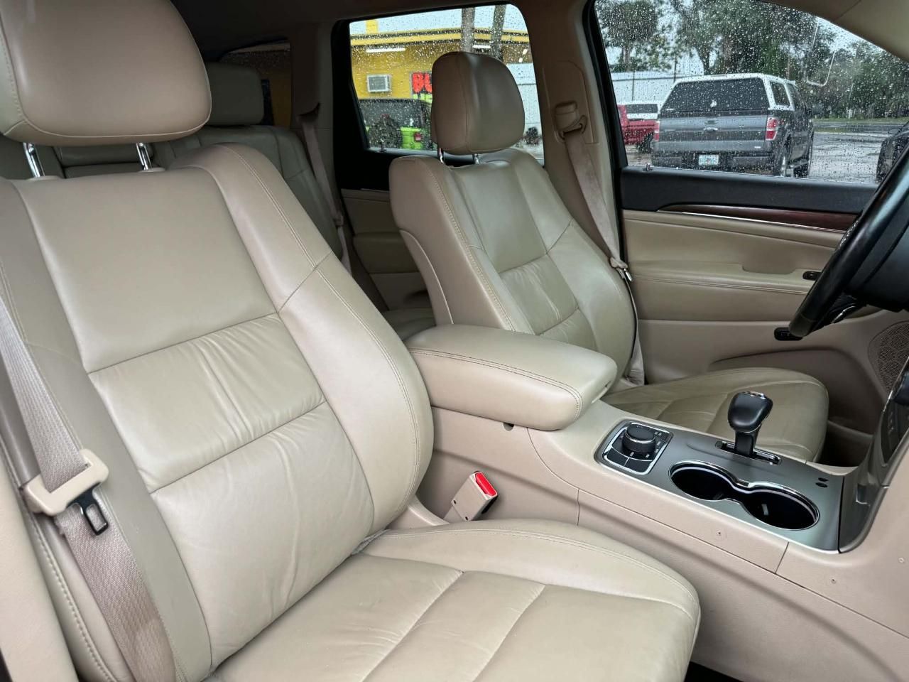 2015 Jeep Grand Cherokee Limited 4WD photo 12