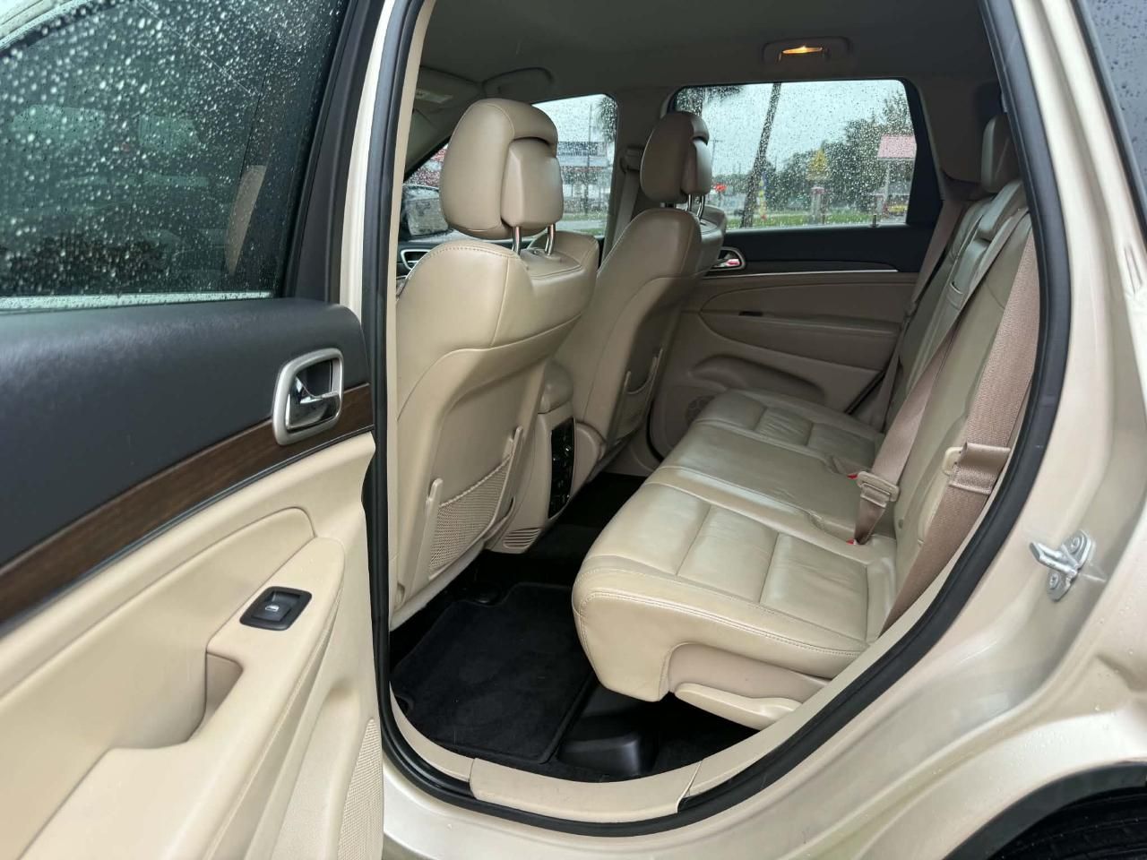 2015 Jeep Grand Cherokee Limited 4WD photo 15