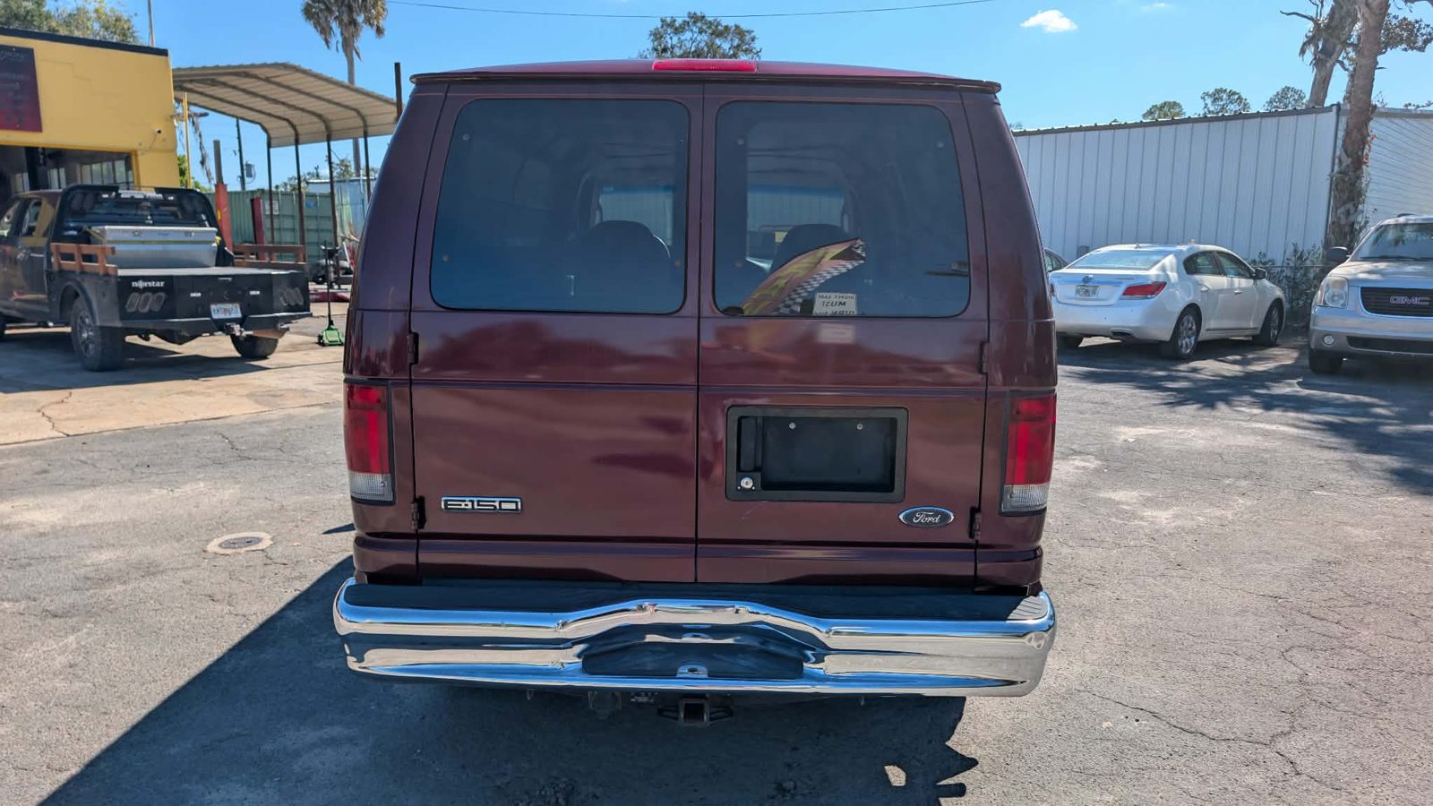 2008 Ford E-150 photo 5