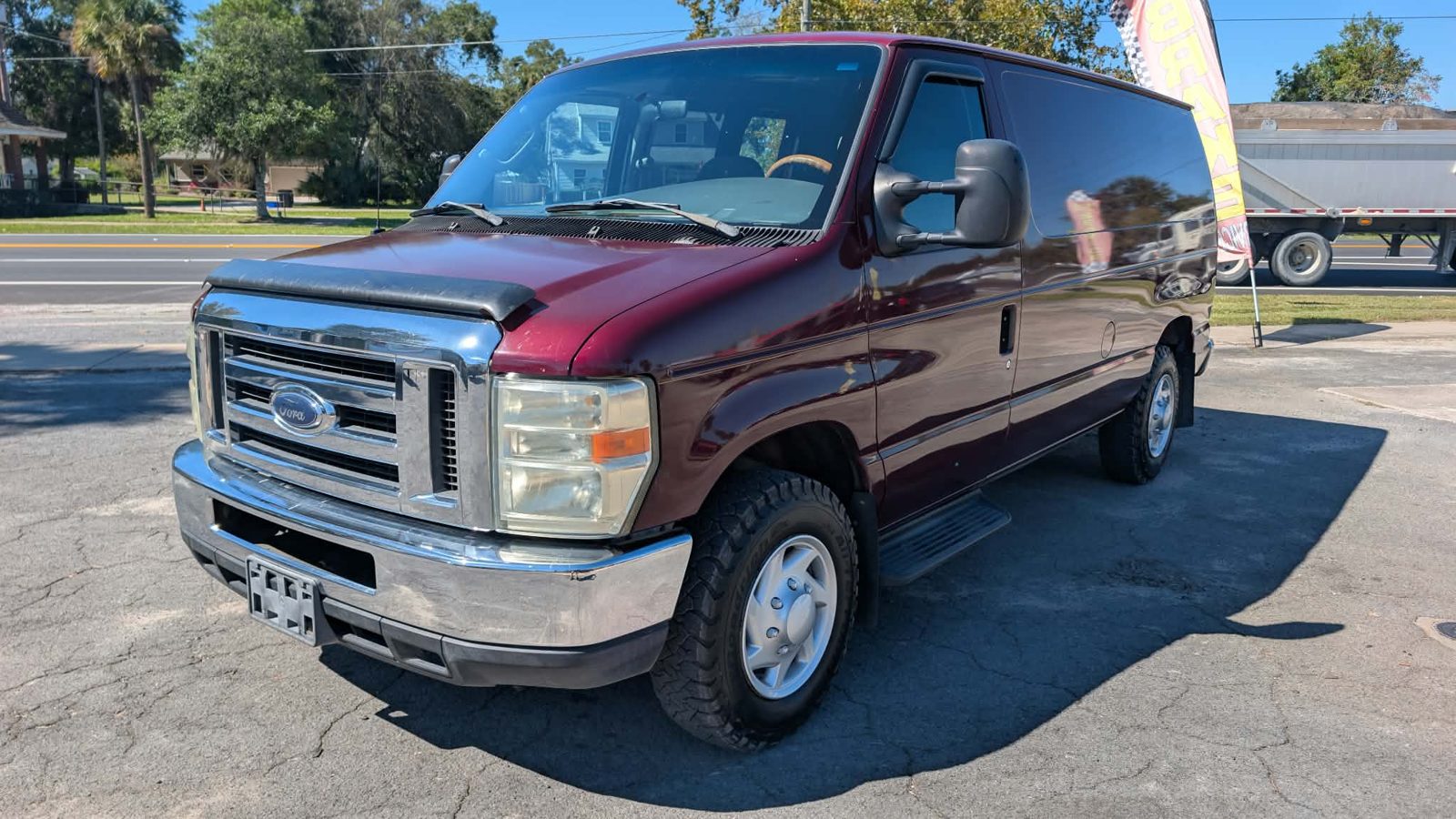 2008 Ford E-150 photo 11